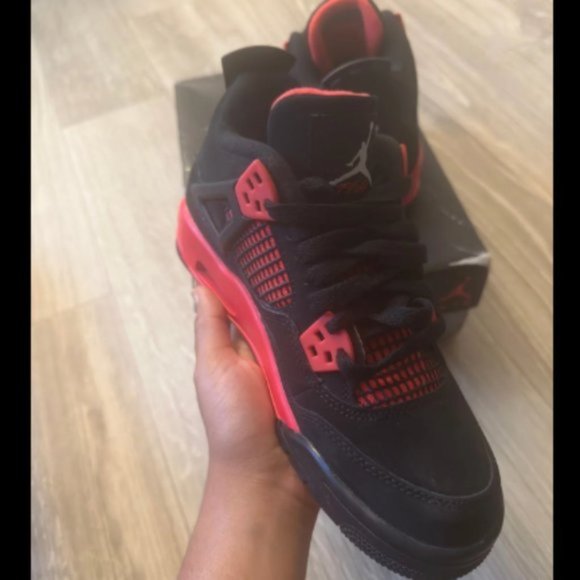 Jordan 4 Red Thunder Size 9.5 Gs New main image 7